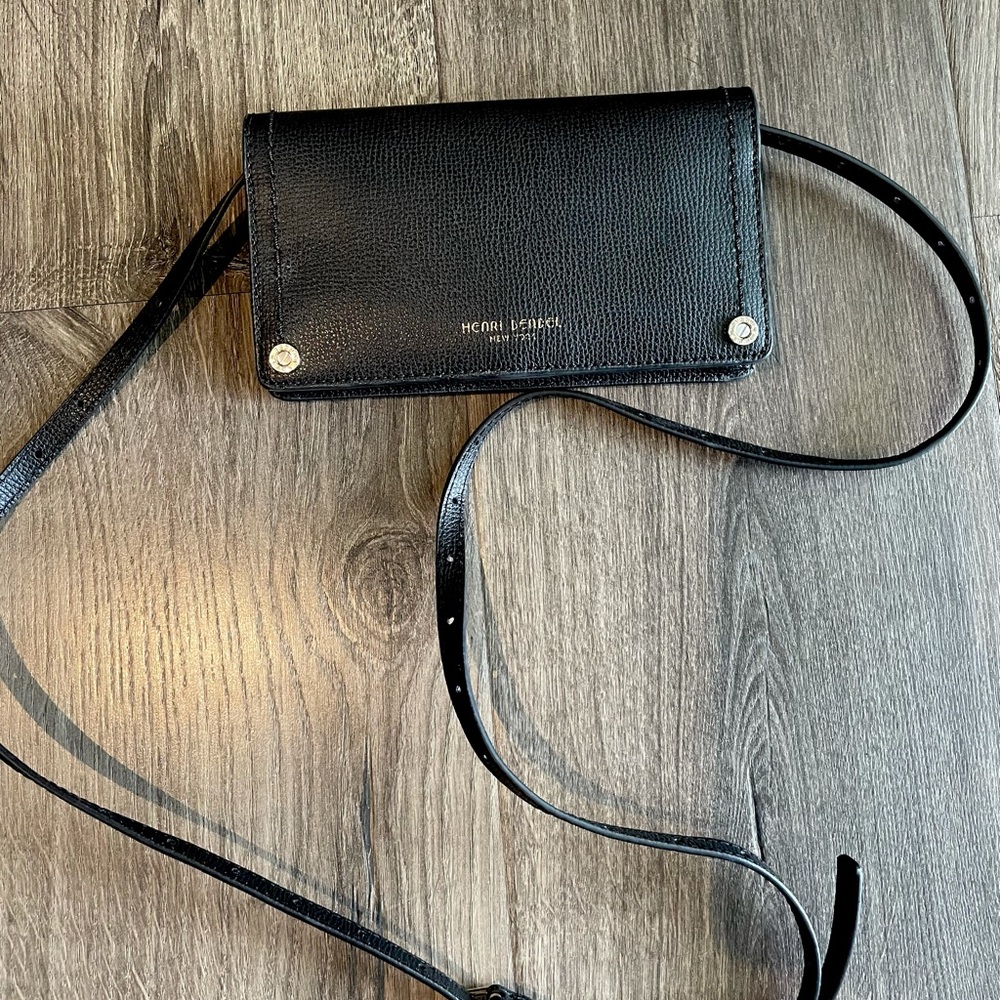 Henri Bendel cross body/ clutch/ wallet